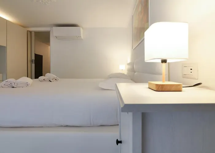 Apartament Primopiano - Argonne Mediolan
